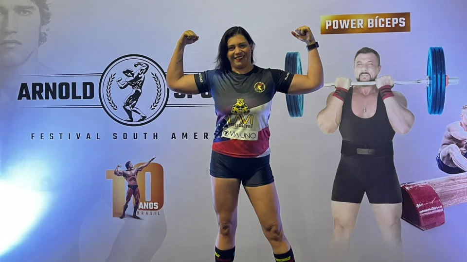 Atleta amazonense é destaque no powerlifiting e sonha em alcançar competições mundiais