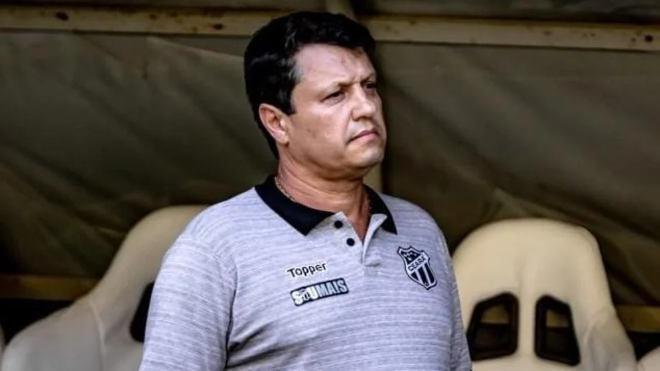 Amazonas FC anuncia oficialmente Adilson Batista como novo técnico para a Série B