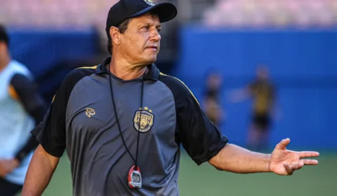 De volta a Manaus, Amazonas enfrenta o Santos em busca da primeira vitória na B