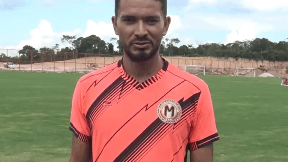 Vanilson volta  ao futebol amazonense e assina com Manauara para sequência da Série D