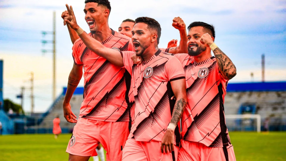 Robô atropela o Humaitá (AC) na Colina faz campanha histórica da Série D