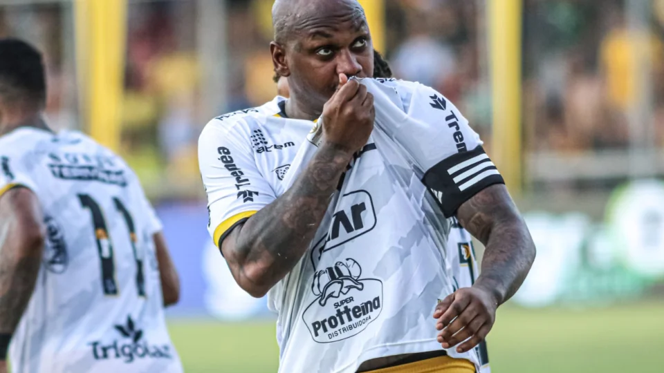 CBF confirma próximos jogos do Amazonas no Estádio Carlos Zamith