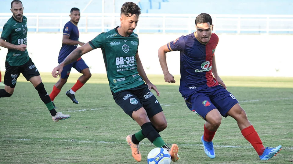 Manaus goleia o Humaitá (AC) fora de casa e pode até perder em casa para ir à segunda fase