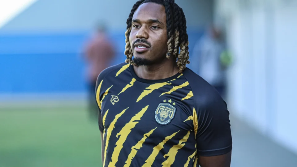 Amazonas anuncia atacante belga Josh Eppiah para Série B,