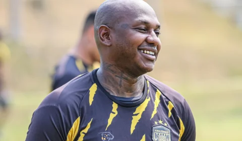 Sem o artilheiro Luan, Amazonas terá Sassá de volta contra o Mirassol