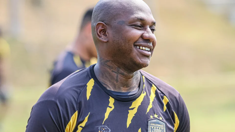 Sem o artilheiro Luan, Amazonas terá Sassá de volta contra o Mirassol