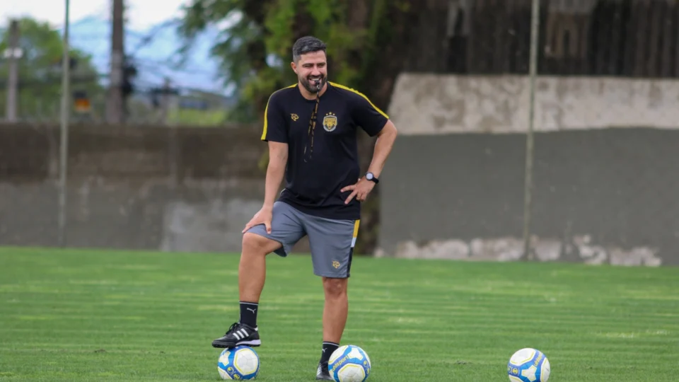 Sem os titulares Ênio, Luan Silva e Matheus Serafim, Amazonas encara o Coritiba (PR) fora de casa