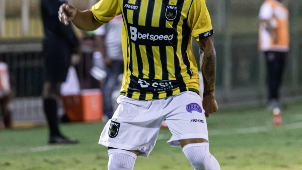 Manaus anuncia a contratação do atacante Victor Lima, campeão da Série C em 2024