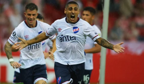 Amazonas FC oficializa chegada de meia-atacante uruguaio