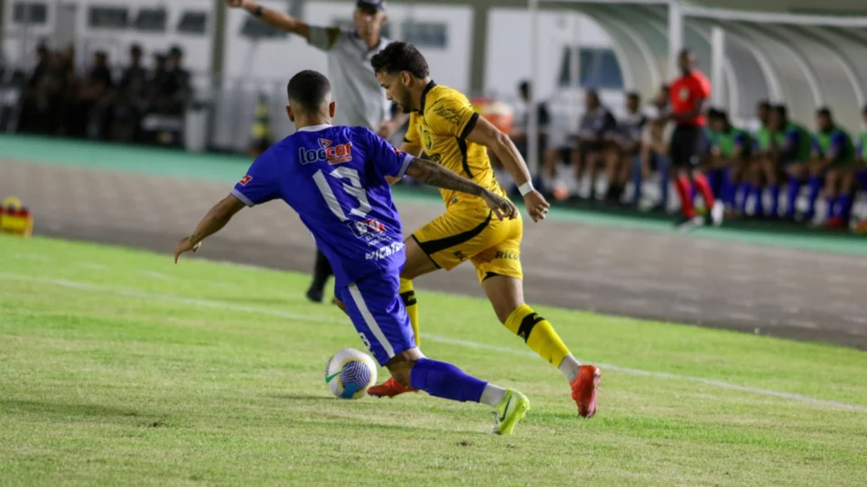 Amazonas FC perde para o São Raimundo (RR) no jogo de ida da Copa Verde