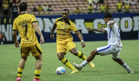 Apático, Amazonas não consegue passar pelo São Raimundo (RR) e se despede da Copa Verde