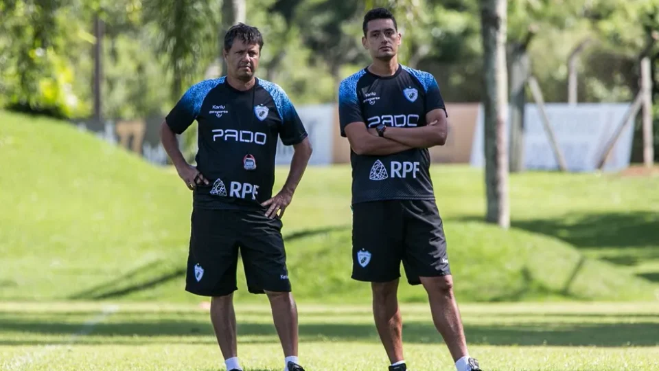 São Rimundo anuncia Cyro Leães como novo técnino