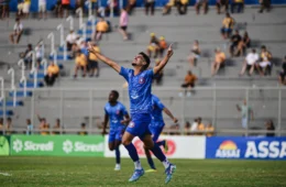 Parintins se classifica para a semifinal do returno