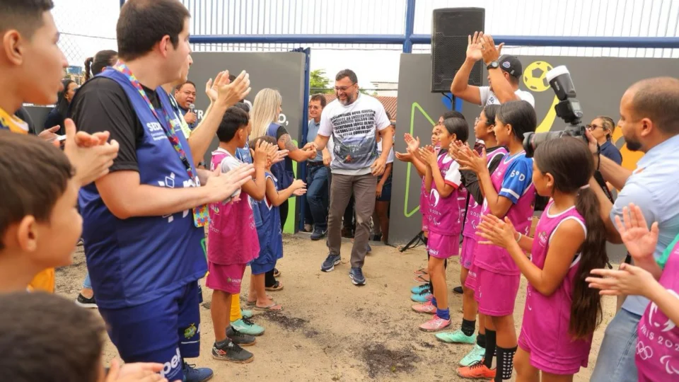 Governador Wilson Lima entrega equipamentos para incentivar a prática de jiu-jitsu
