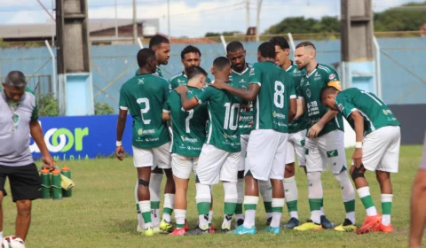 Manaus sai perdendo e arranca empate aos 40 do segundo  tempo na  estreia na Série D