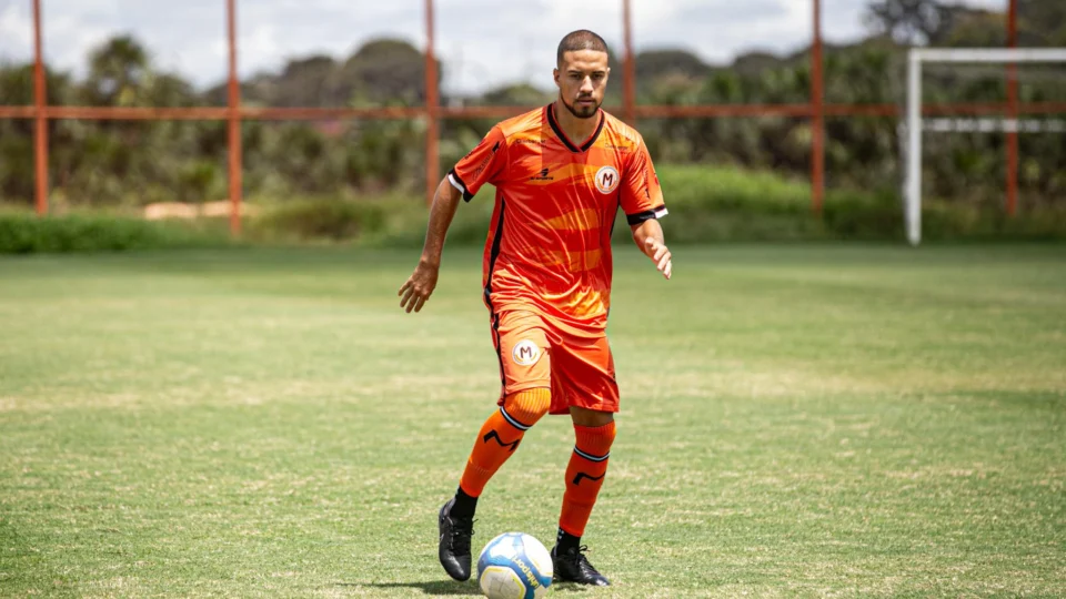 Joãozinho, ex-Brasiliense, reforça o Manauara na Série D