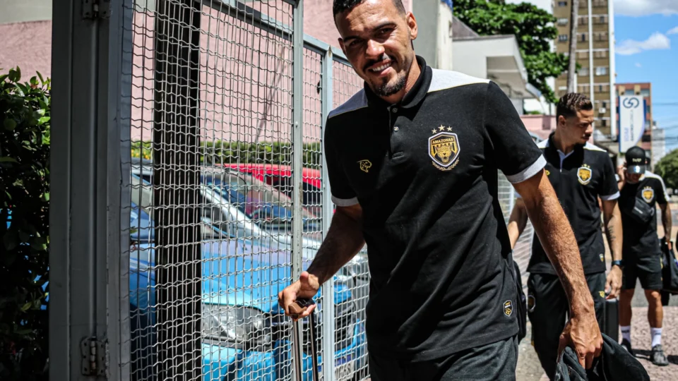 Amazonas FC estreia na Série B nesta sexta-feira contra o Goiás fora de casa