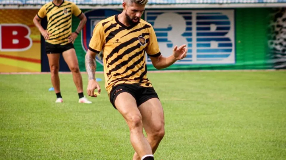 Amazonas é derrotado pela Ferroviária e segue na lanterna da Série B