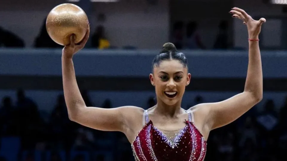 Mundial de Ginástica Rítmica começa no Rio com boas notas para o Brasil