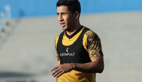 Amazonas FC: Joaquín Torres retorna contra o Atlético-GO e reforça ataque da Onça