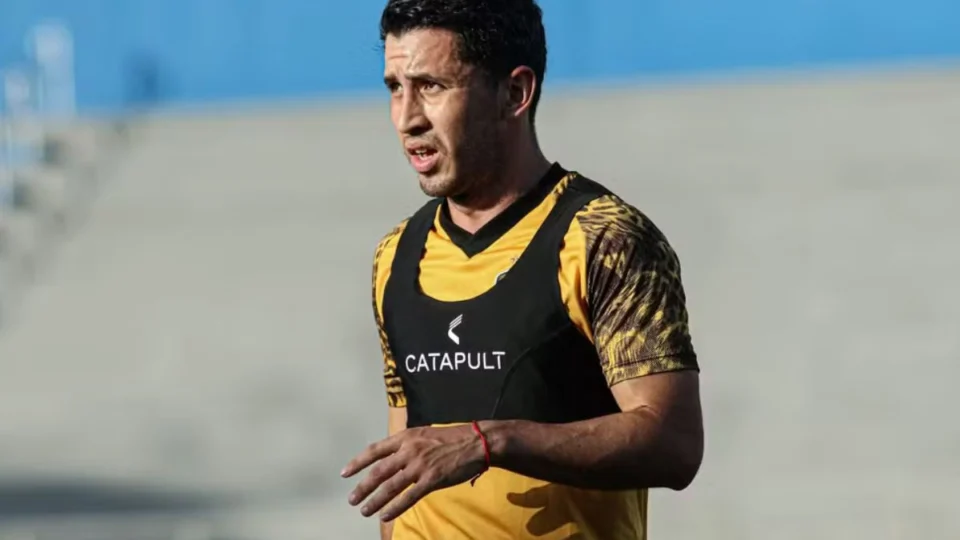 Amazonas FC: Joaquín Torres retorna contra o Atlético-GO e reforça ataque da Onça