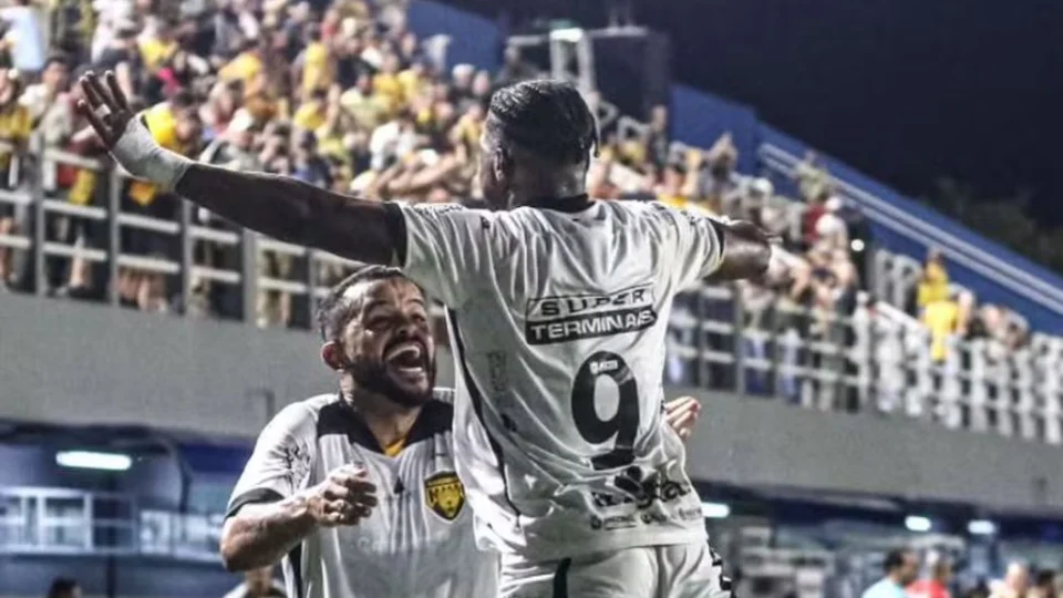 Por suspensão, Tavares e Luan Silva não enfrentam o Operário pelo Amazonas