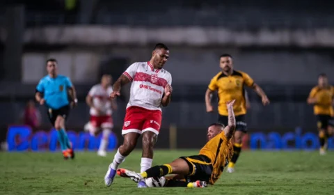 Amazonas FC perde para o CRB e segue na zona de rebaixamento da Série B