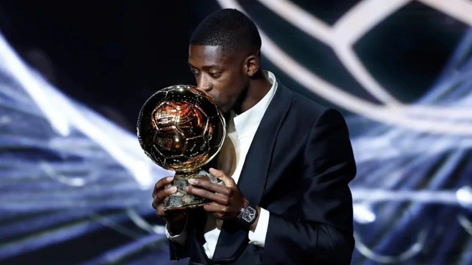 Ousmane Dembélé é eleito o Melhor Jogador do Mundo na Bola de Ouro 2025