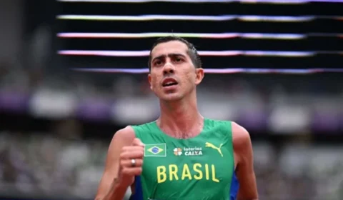 Caio Bonfim conquista prata nos 35 km da marcha atlética no Mundial de Tóquio