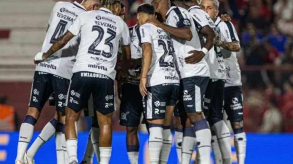 Clube do Remo empata com Vila Nova e mantém 5ª colocação na Série B