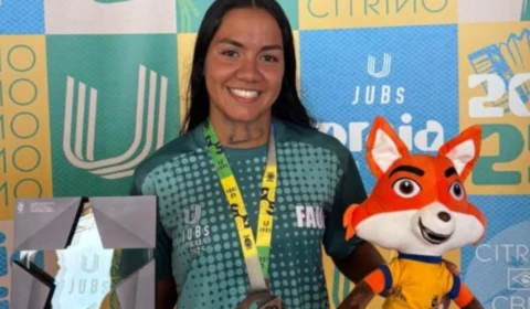 Nadadora amazonense conquista medalha de bronze no JUBs Praia 2025, na Paraíba