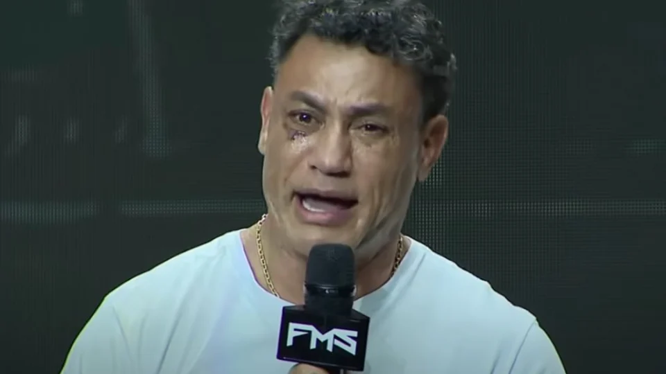 Popó Freitas anuncia aposentadoria após agressão fora da luta