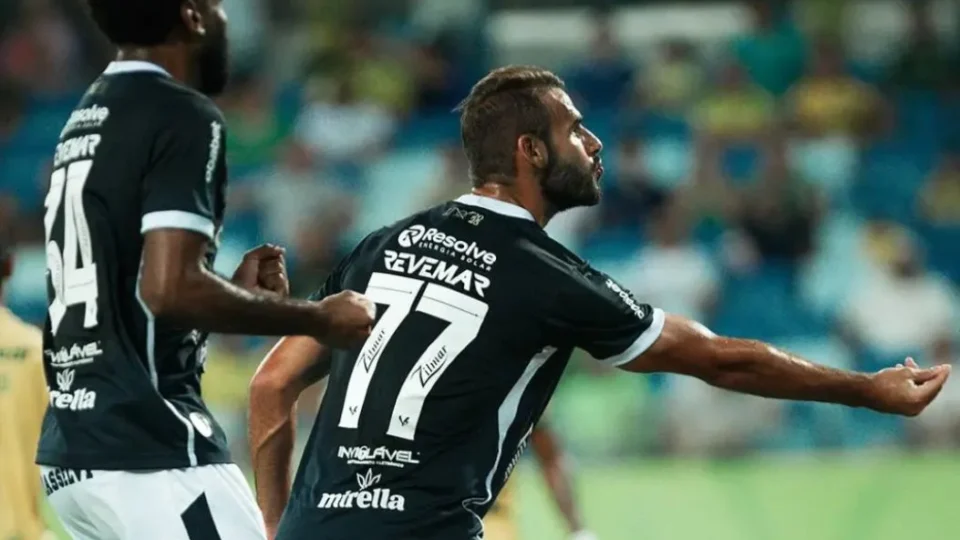 Remo vence o Cuiabá fora de casa e segue firme na briga pelo acesso à Série A