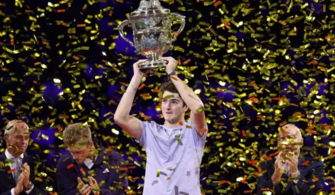 João Fonseca conquista título histórico no ATP 500 entra para a elite do tênis mundial