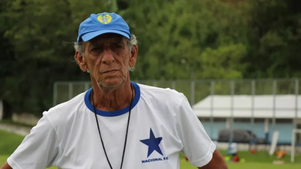 Aderbal Lana deve assumir o Amazonas FC para tentar evitar rebaixamento na Série B