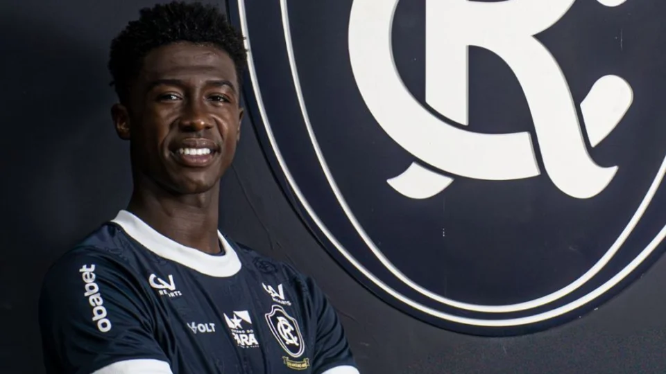 João Pedro vira herói do acesso e leva o Remo de volta à Série A