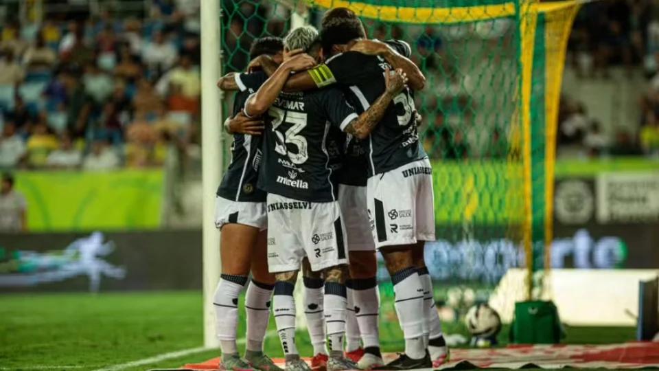Clube do Remo vira alvo de polêmicas na reta final da Série B
