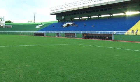 Após reforma de R$ 2 milhões, estádio Tonicão é reinaugurado em Rio Branco.