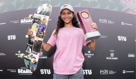 Leitura labial capta autoconfiança de Rayssa Leal antes de manobra decisiva