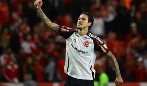 Flamengo vence Cruz Azul e segue firme na Copa Intercontinental