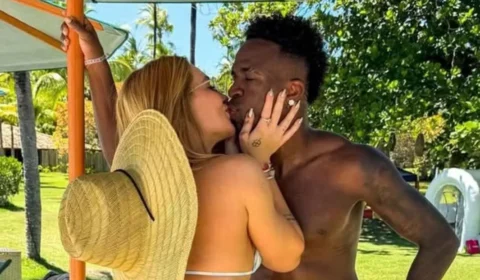 Virginia Fonseca e Vini Jr. assumem clima de romance em Trancoso e fotos batem milhões de curtidas