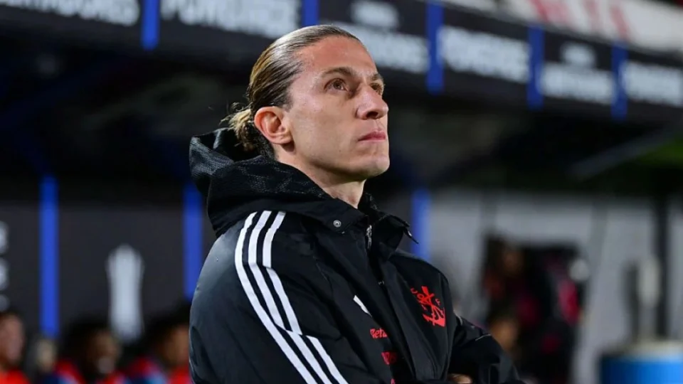 Flamengo e Filipe Luís seguem sem acordo; presidente estipula prazo para decisão