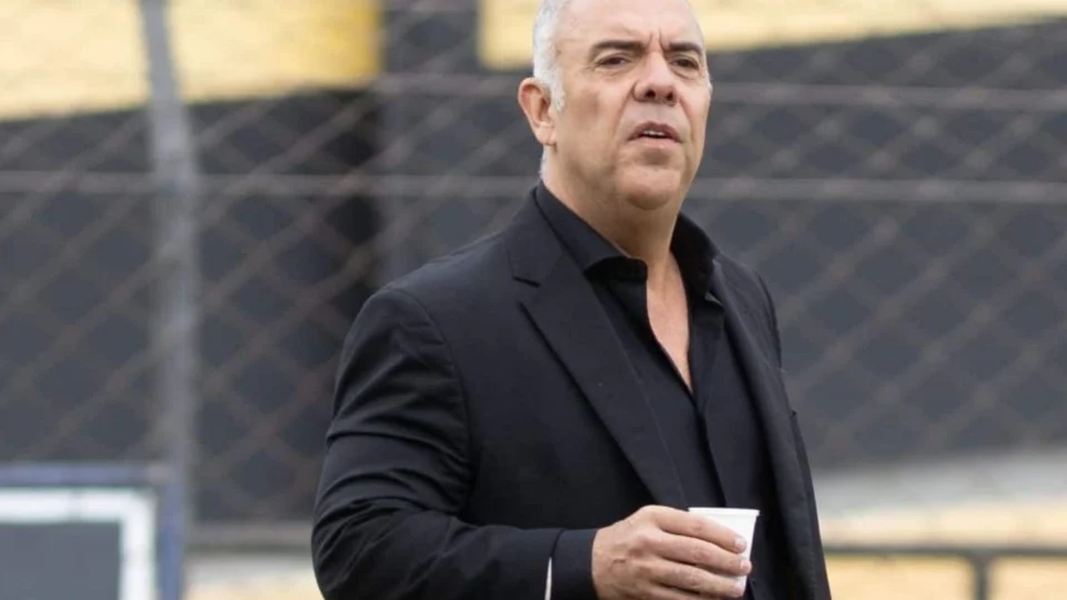 Remo anuncia a saída de Marcos Braz após oito meses como executivo de futebol