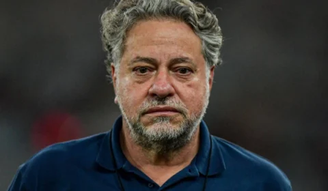 Julio Casares é afastado da presidência do São Paulo após aprovação de impeachment