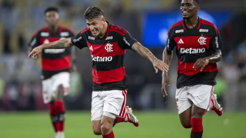 Flamengo vence o Vasco no Maracanã e conquista a primeira vitória no Carioca 2026