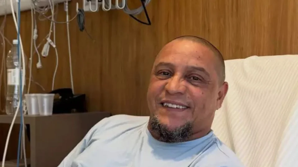 Roberto Carlos tranquiliza fãs após cirurgia cardíaca preventiva: “Não tive ataque”