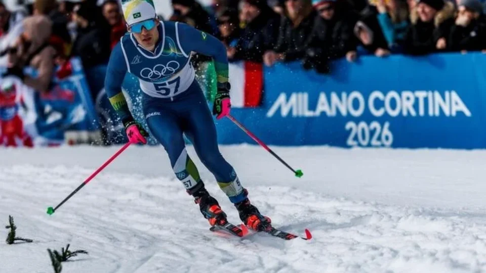 Neve Histórica: Brasil Estreia nos Jogos de Inverno com recorde de Manex Silva e superação no Feminino