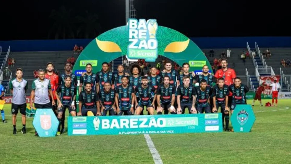 Manaus FC supera expulsão e vence Princesa do Solimões na estreia do 2º turno