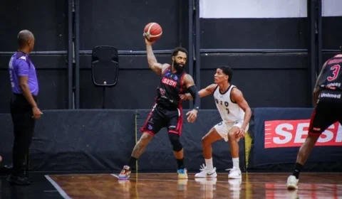 Franca triunfa sobre Botafogo com vantagem de 22 pontos e assume liderança isolada do NBB