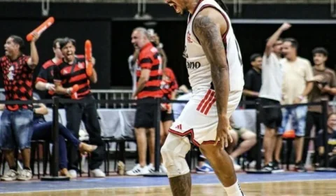 Flamengo retoma liderança do NBB com vitória dramática sobre o Franca no Maracanãzinho